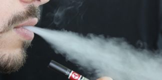 Sigaretta elettronica: le iene svelano la verità di come sono composte